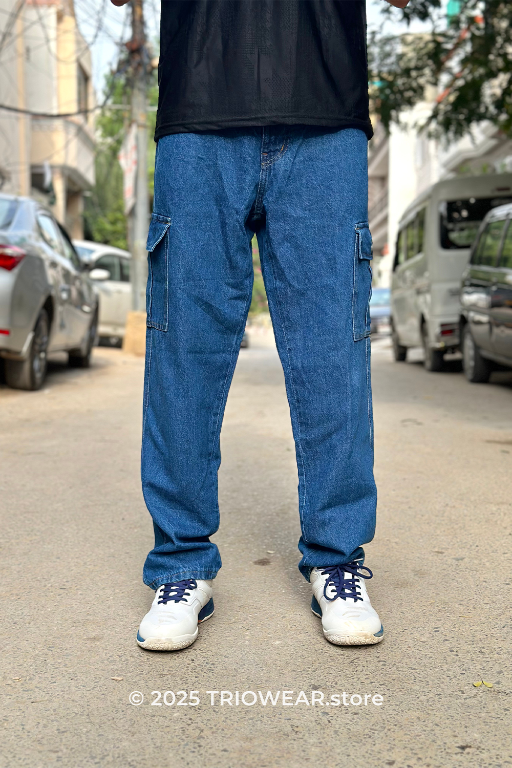 Blue Baggy Cargo Jeans – Relaxed Fit